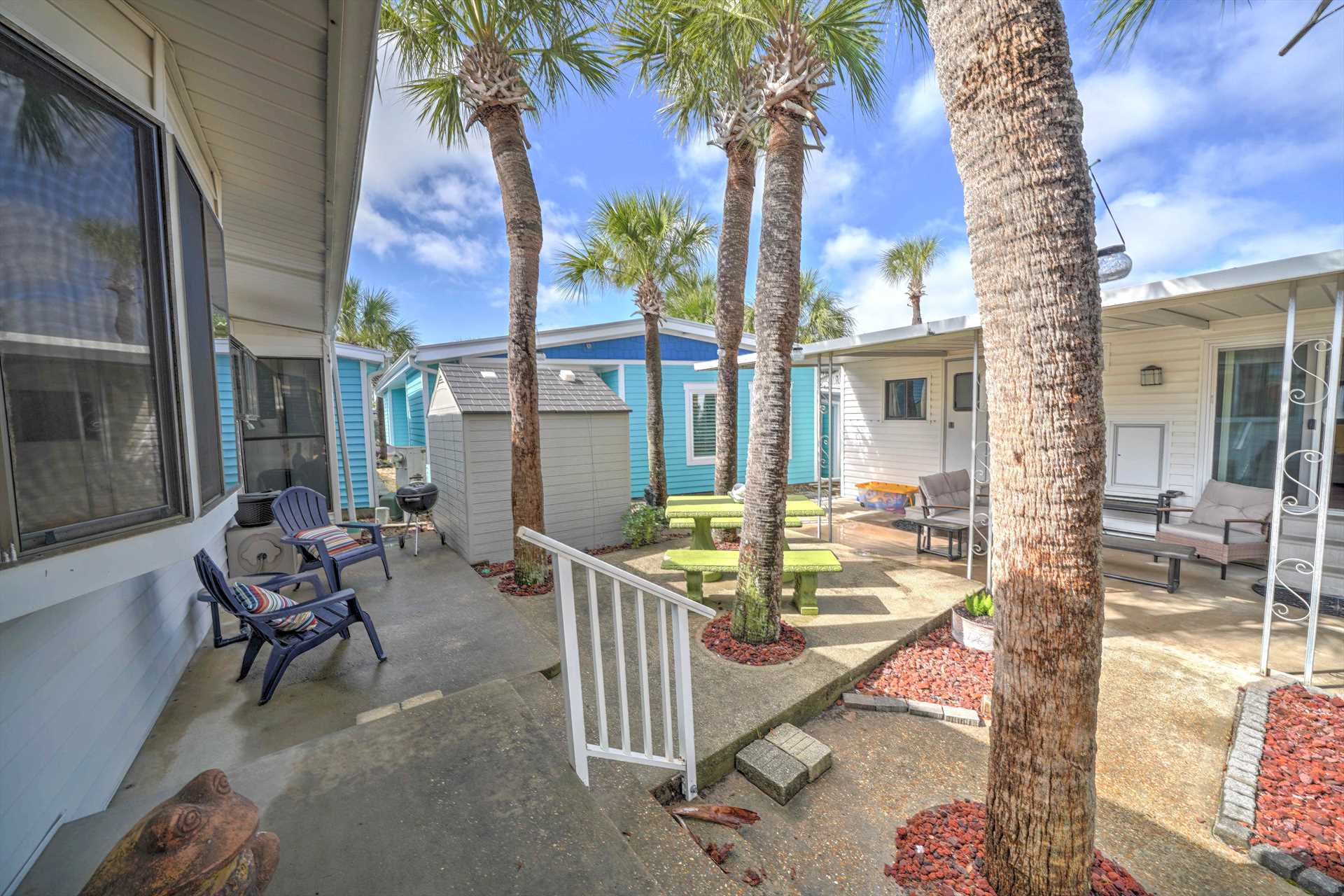 645 Octopus Lane - Beautiful Beach House - Includes a Golf Cart